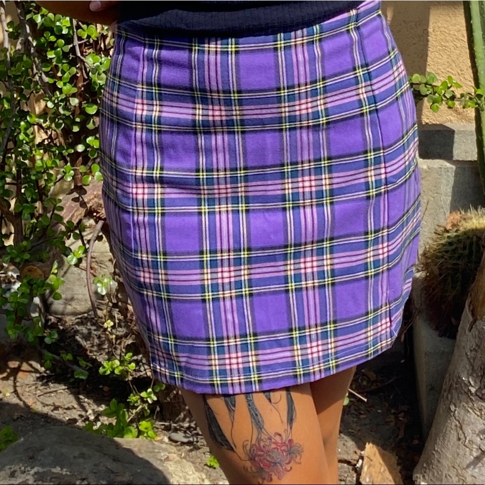 Plaid High-Wasted Mini Skirt
